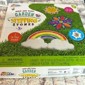 Grading Mold and Paint Garden Stepping stones